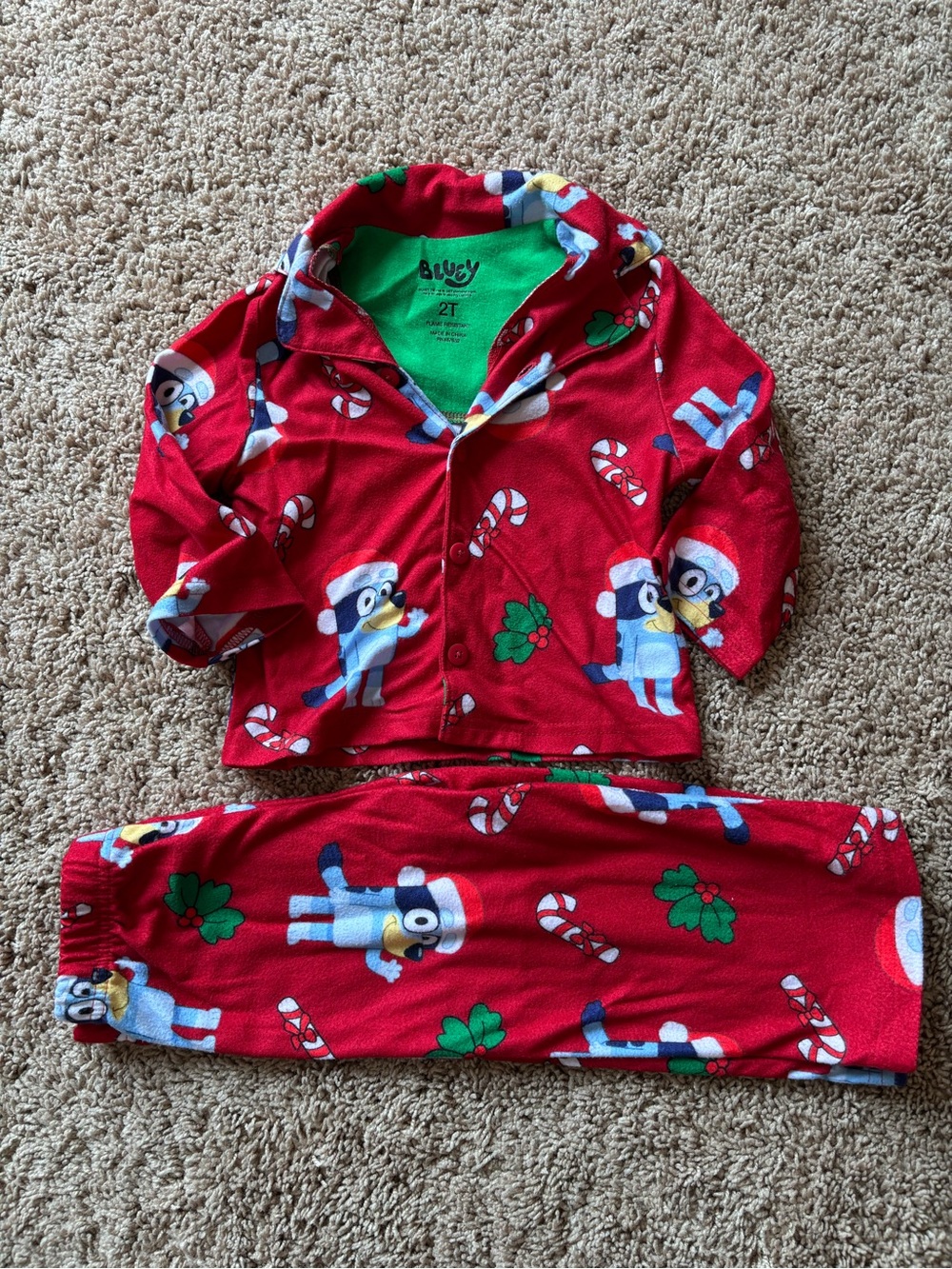 Bluey Red Holiday Kids Pajama Set - 2T